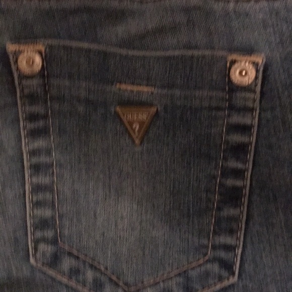 Size 25 guess jeans - Picture 4 of 6